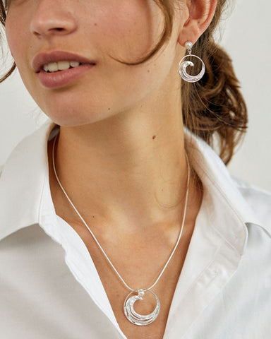 Hokusai Silver and Pearl Pendant Necklace