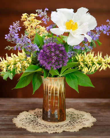 Amber Vase Style