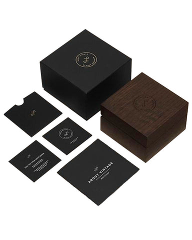 About Vintage 1969 Vintage Gold / Midnight Blue Watch Box